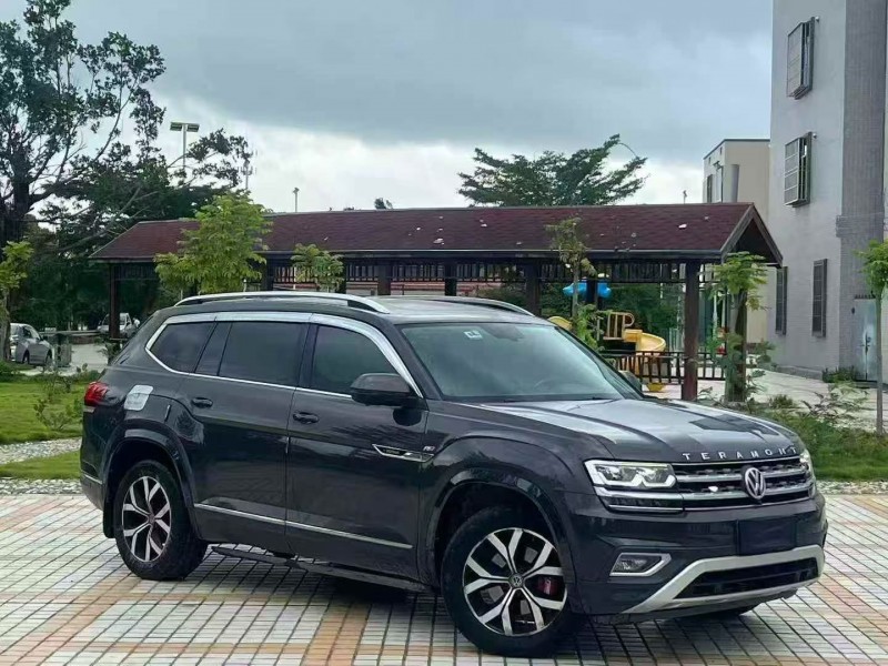 湛江19年大众途昂3