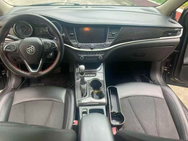 汕头18年别克威朗4