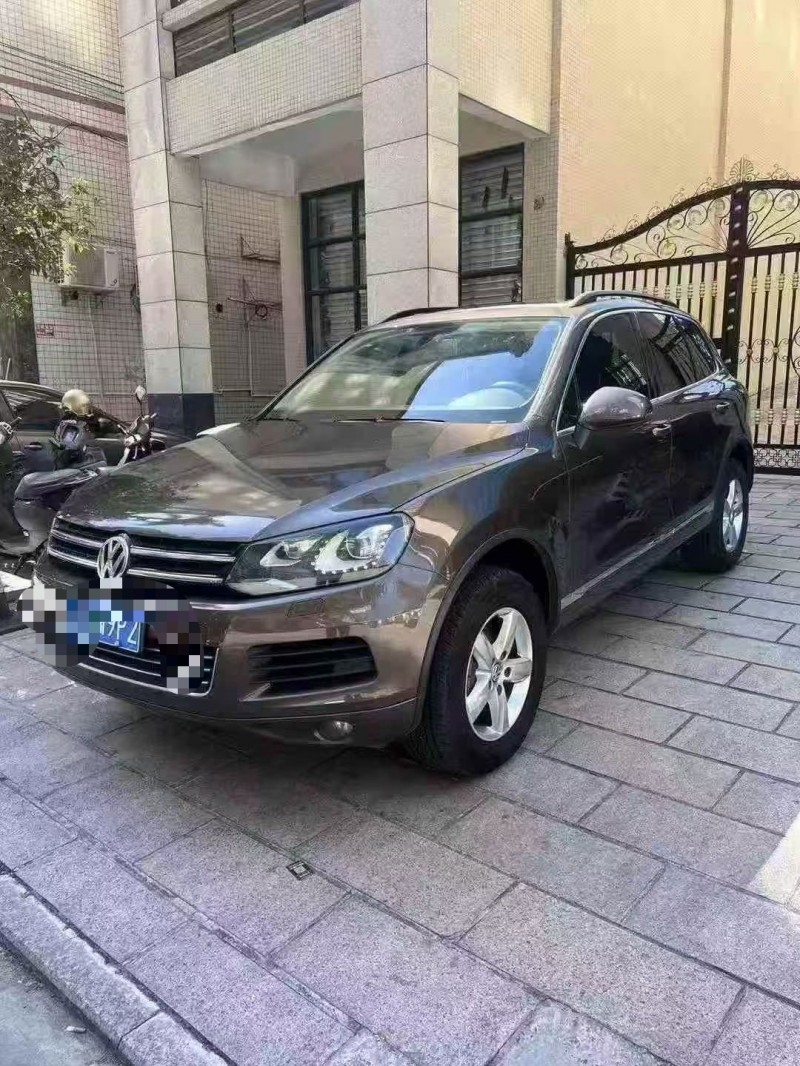 珠海14年大众途锐3