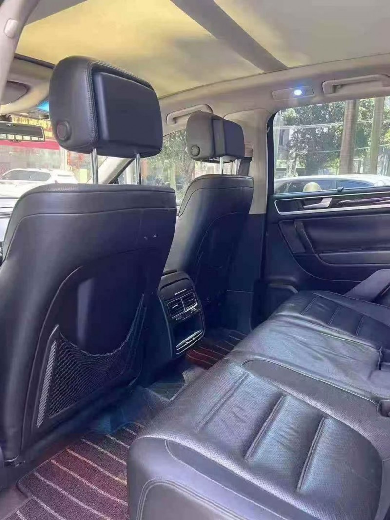 珠海14年大众途锐6