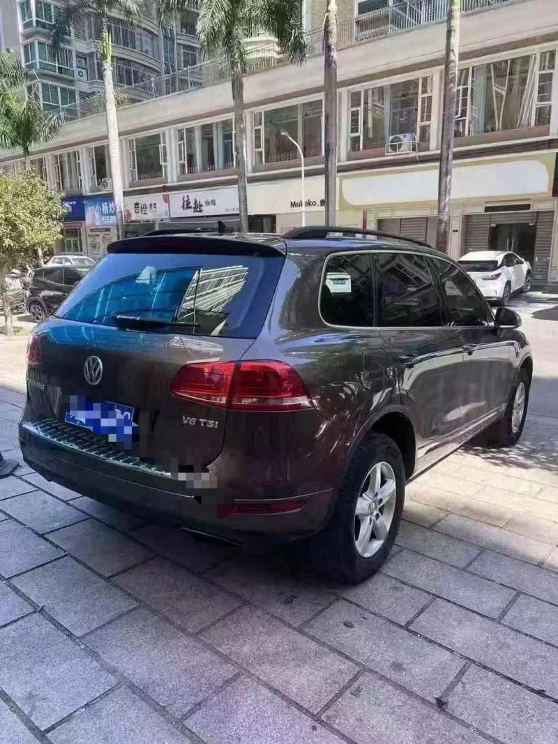 珠海14年大众途锐7