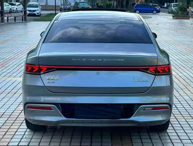 深圳23年比亚迪秦9