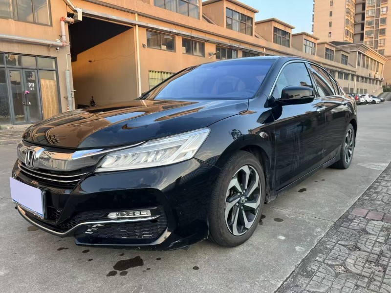 江门17年本田雅阁2