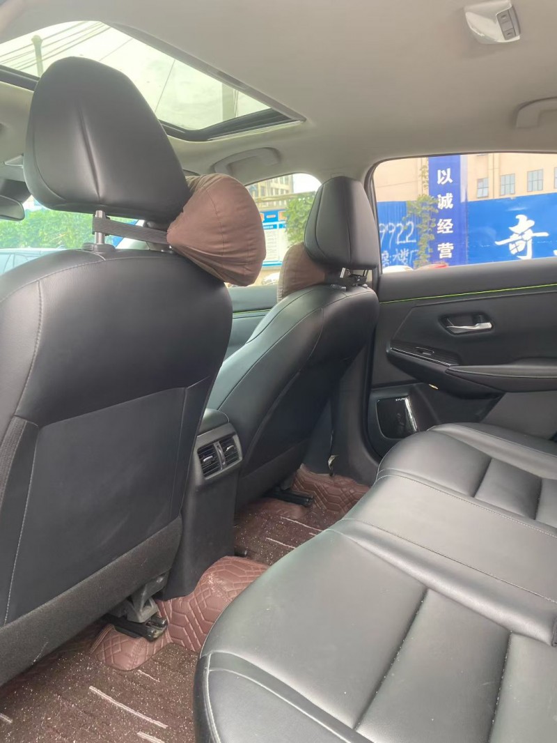 娄底22年日产轩逸4