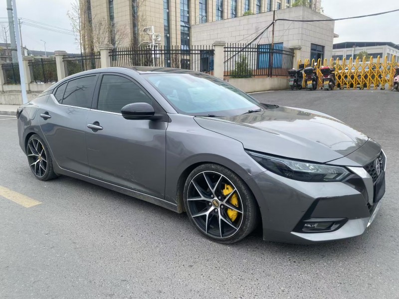 娄底22年日产轩逸5