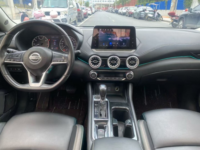 娄底22年日产轩逸7