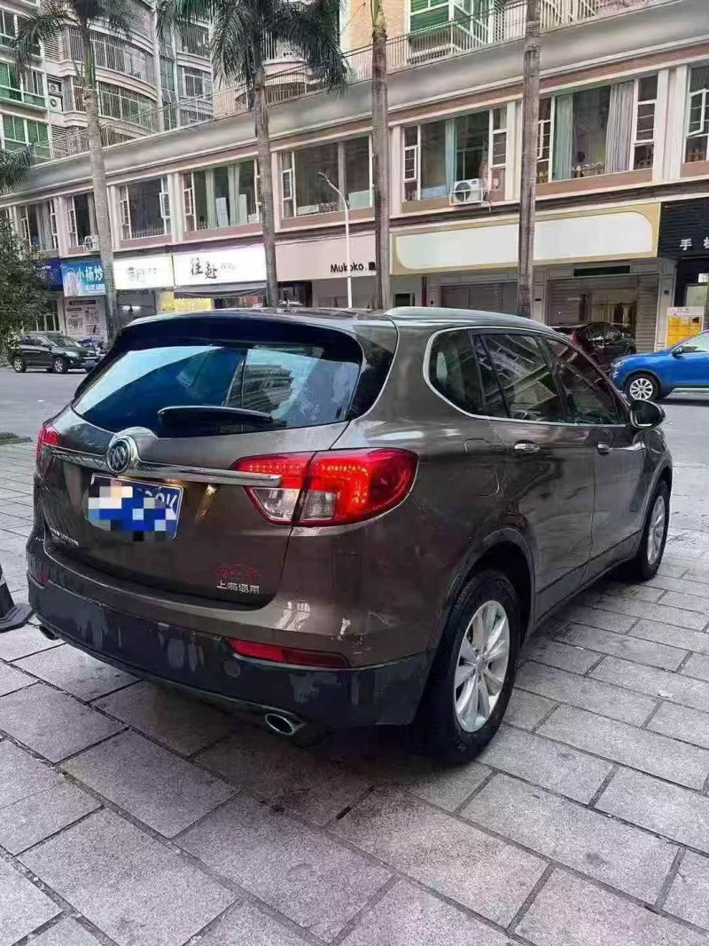 珠海15年别克昂科威8