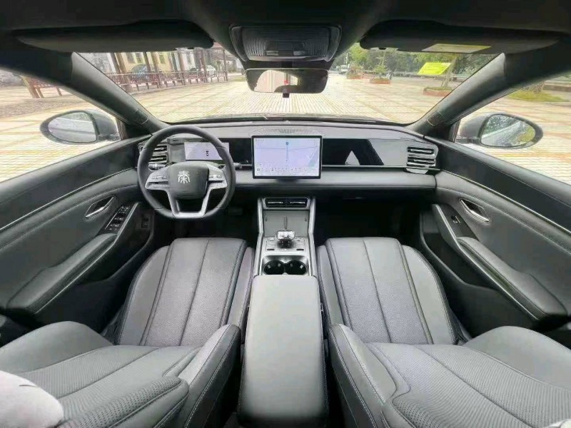 汕头25年比亚迪秦4