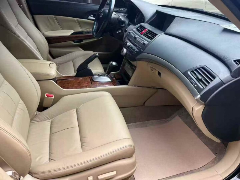 汕头11年本田雅阁4