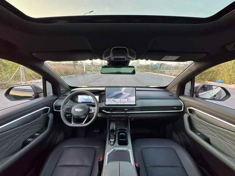 汕头24年吉利豪越7