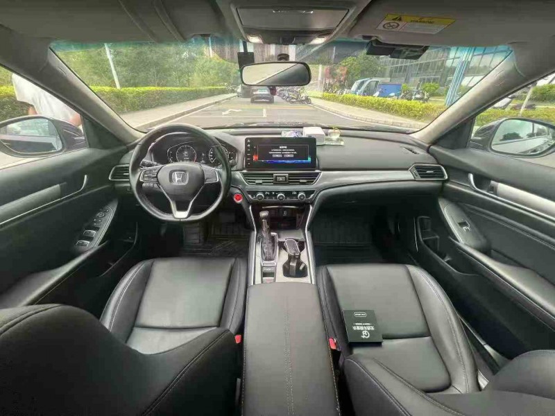 东莞22年本田雅阁5