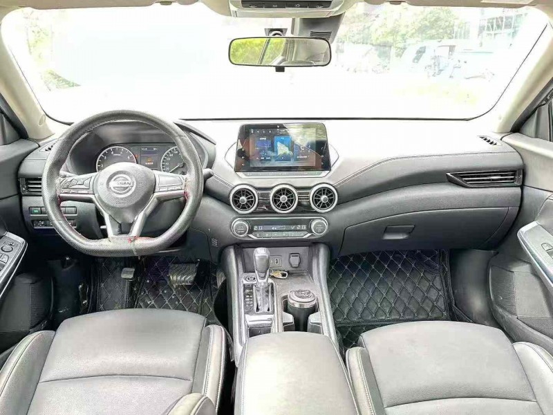 东莞21年日产轩逸5