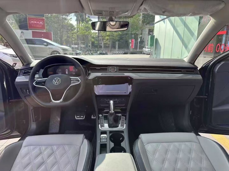 深圳24年大众迈腾5