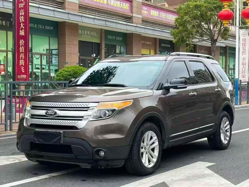深圳15年福特探险者3