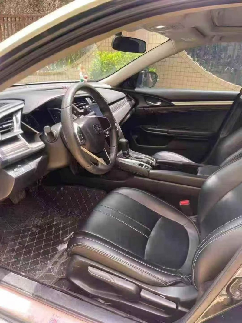 汕头19年本田思域5