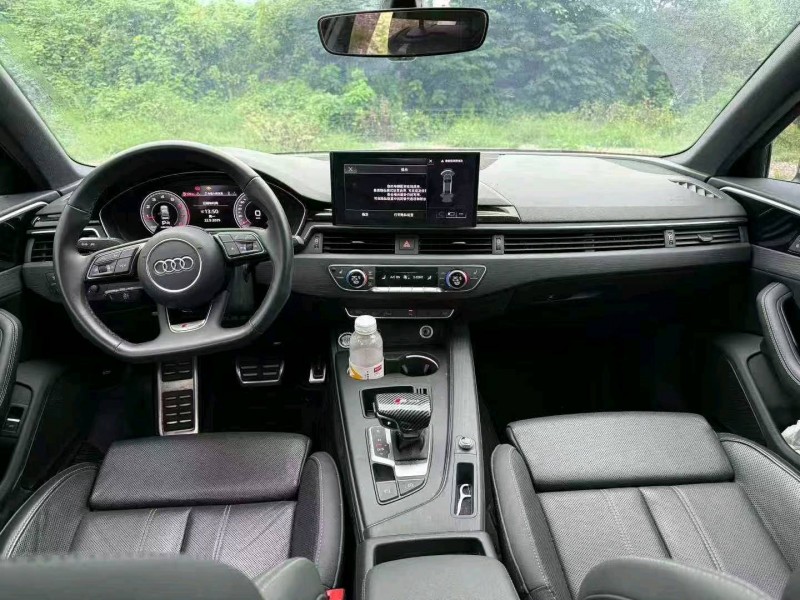 长沙23年奥迪A4L5