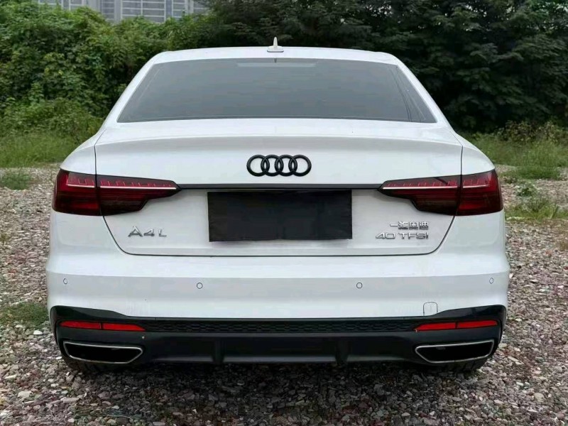 长沙23年奥迪A4L8