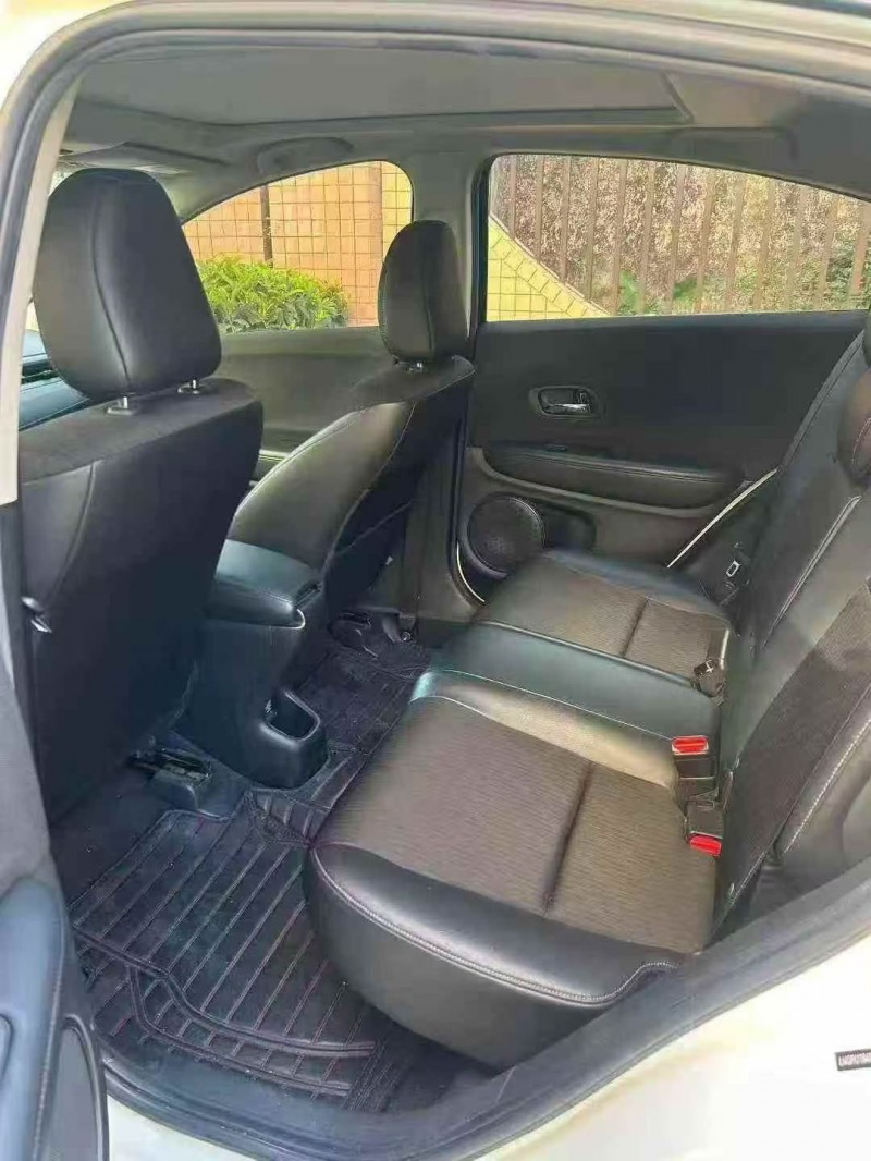 深圳19年本田缤智5