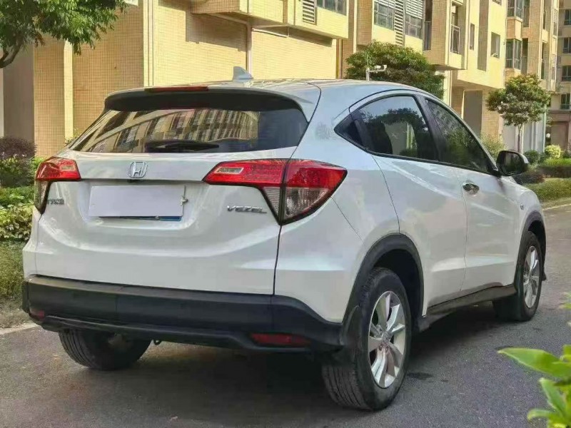 深圳19年本田缤智8