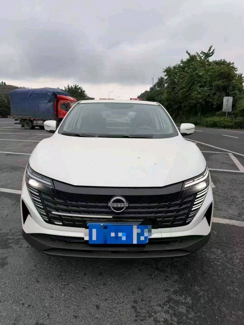 重庆25年日产逍客1