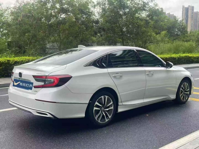 东莞22年本田雅阁7