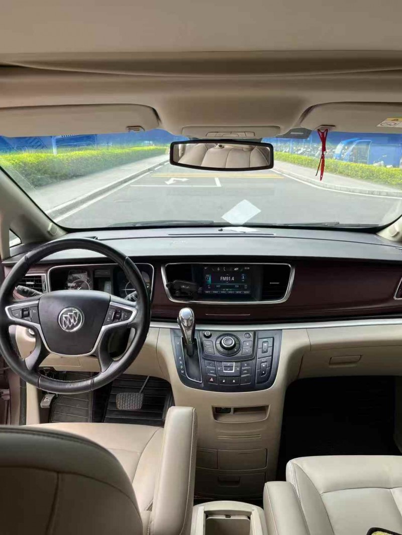 东莞19年别克GL86