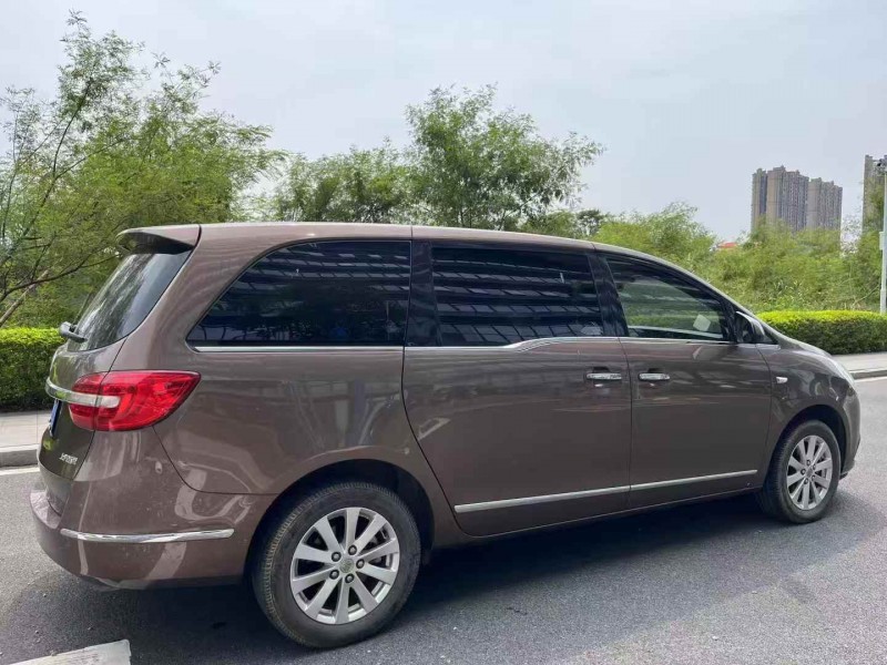 东莞19年别克GL87