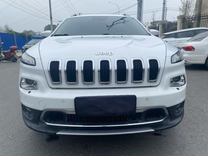 娄底18年Jeep自由光1