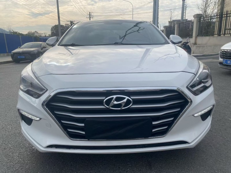 娄底20年现代名图1