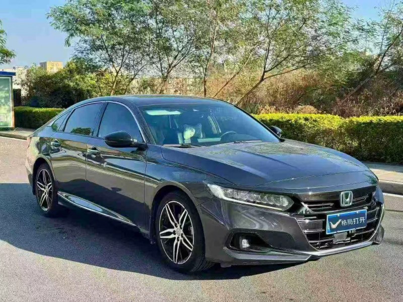 东莞21年本田雅阁2