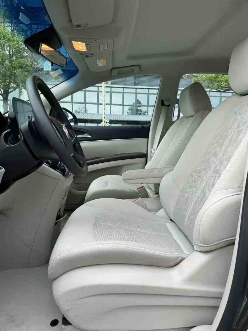 东莞24年别克GL84