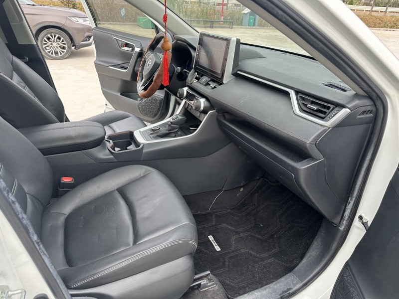 徐州21年丰田RAV45