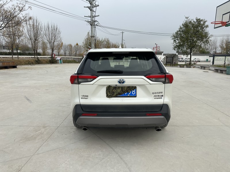 徐州21年丰田RAV48