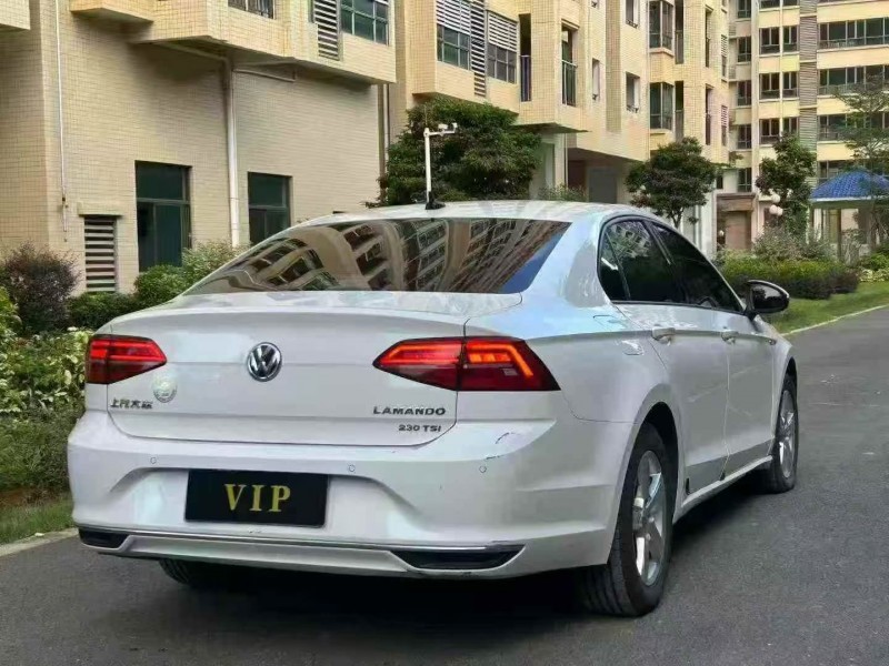 深圳22年大众凌渡7