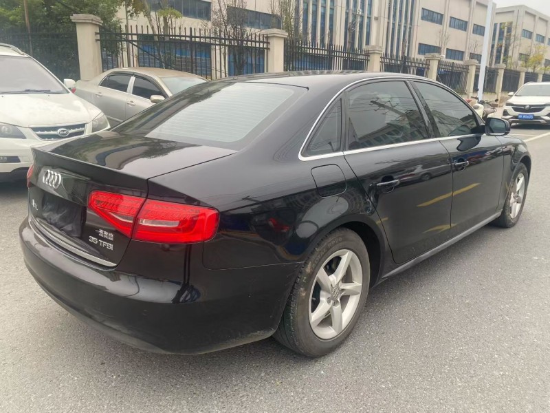 娄底13年奥迪A4L9