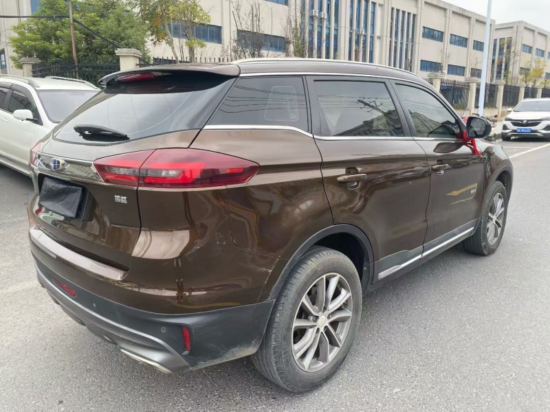 娄底18年吉利博越5