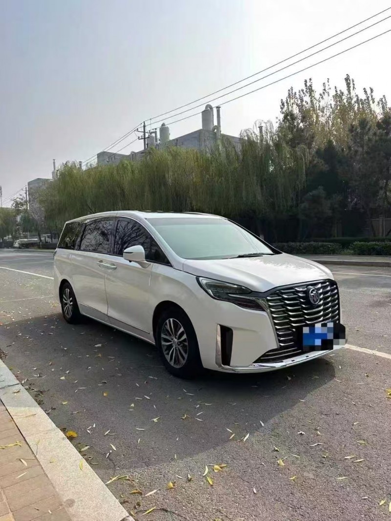 青岛20年别克GL82