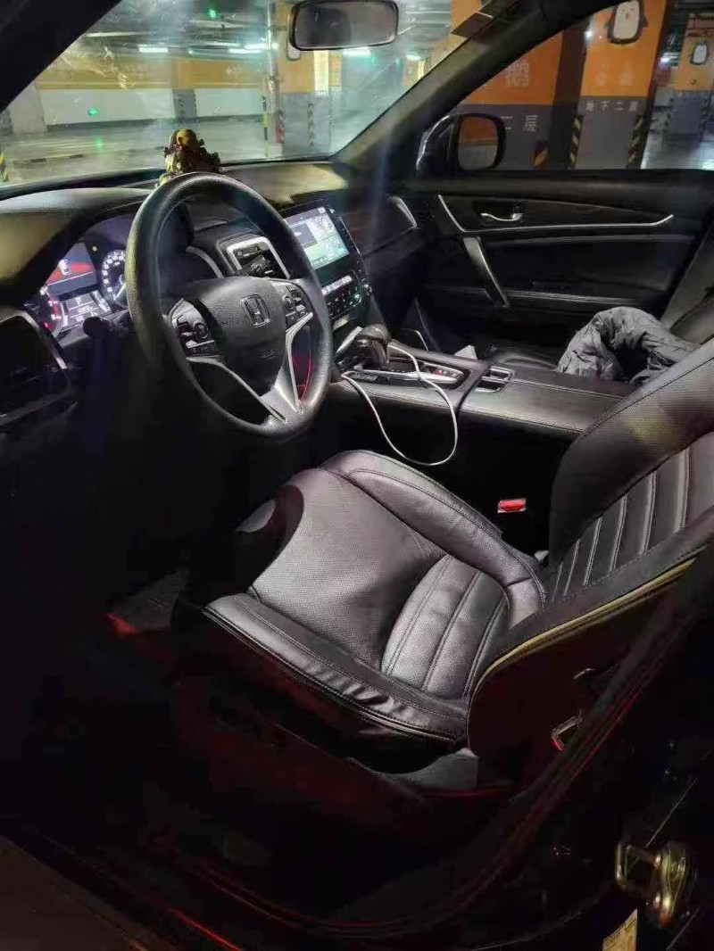 青岛19年本田URV4