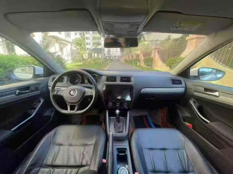 珠海19年大众速腾4