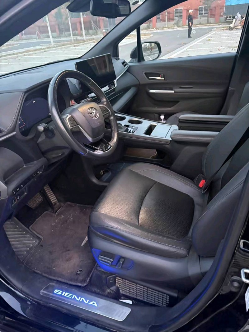 德州23年丰田塞纳6