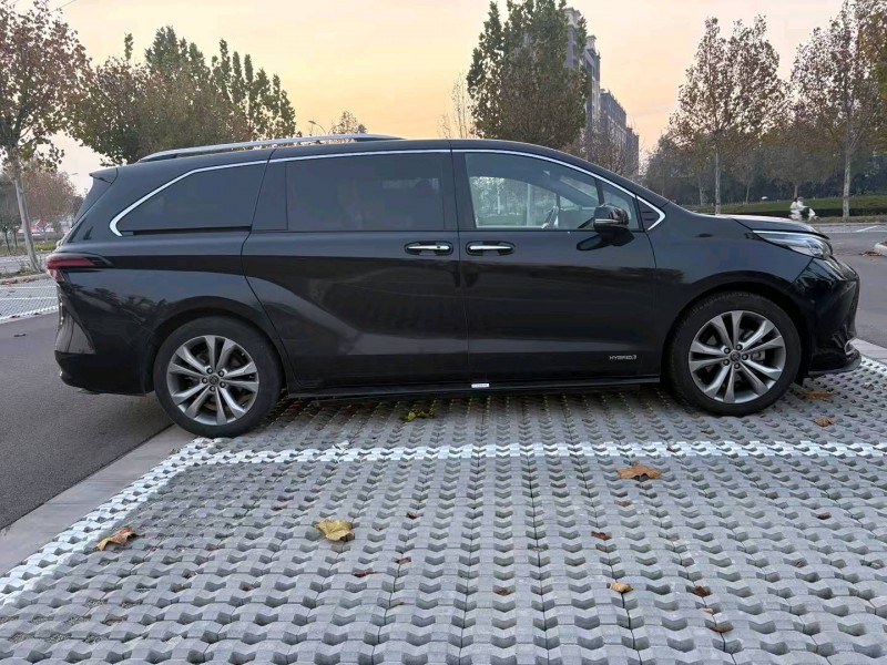 德州23年丰田塞纳7