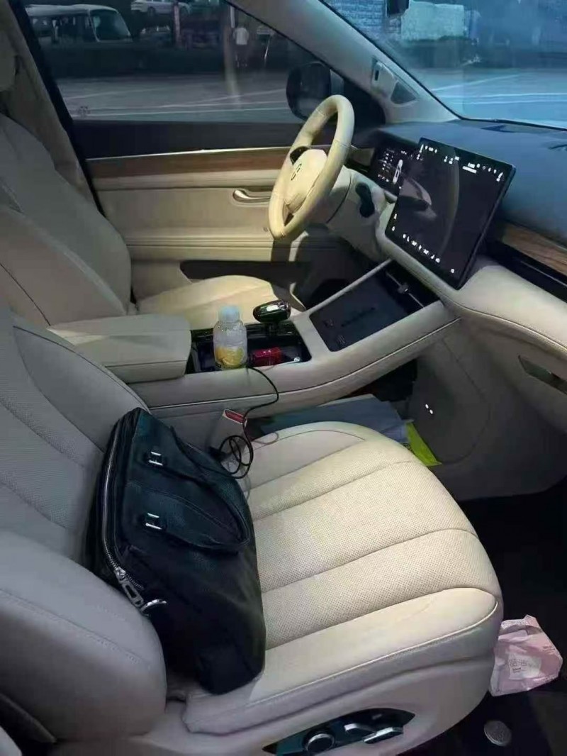 景德镇24年华为智选问界6