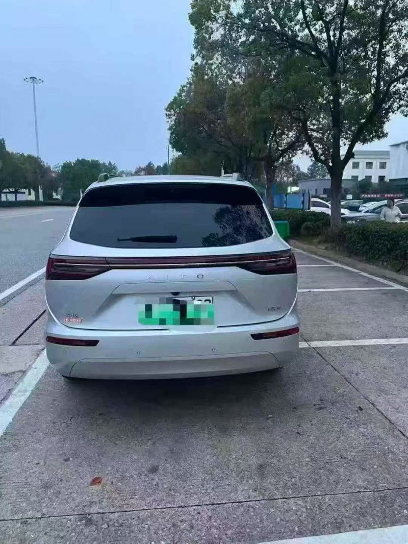 景德镇24年华为智选问界8