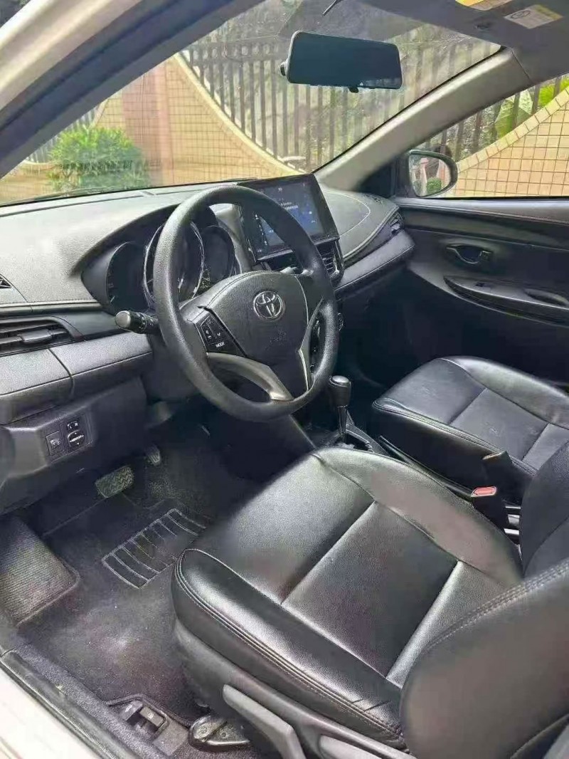 汕头22年丰田威驰6