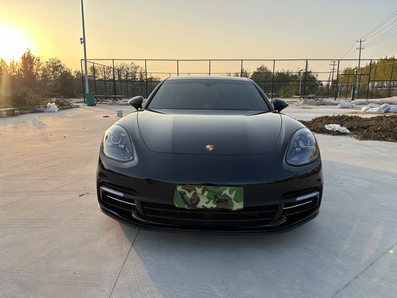 徐州19年保时捷帕拉梅拉1