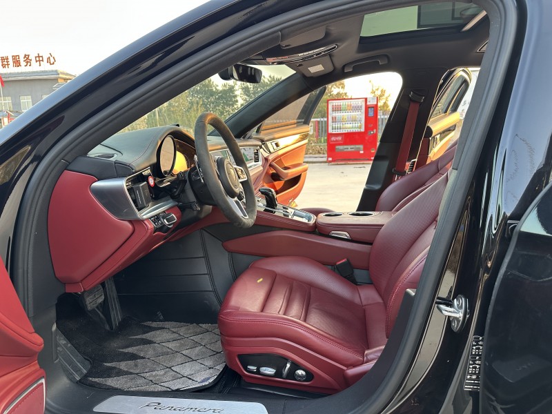 徐州19年保时捷帕拉梅拉3