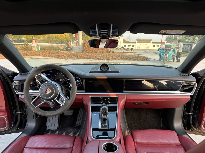 徐州19年保时捷帕拉梅拉4