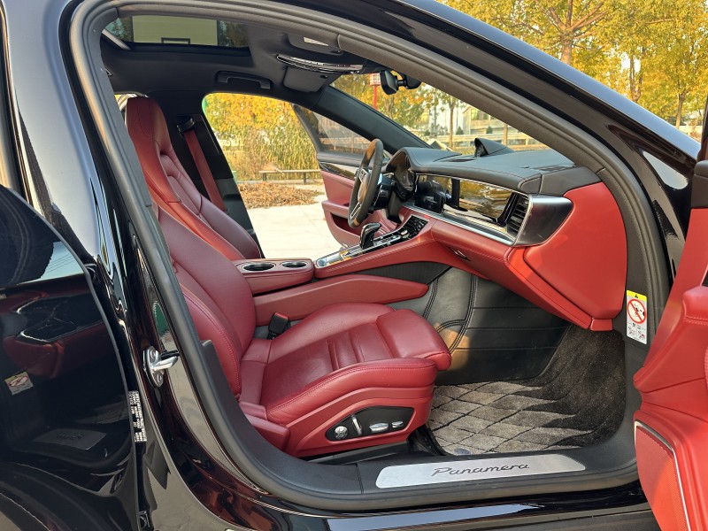 徐州19年保时捷帕拉梅拉5