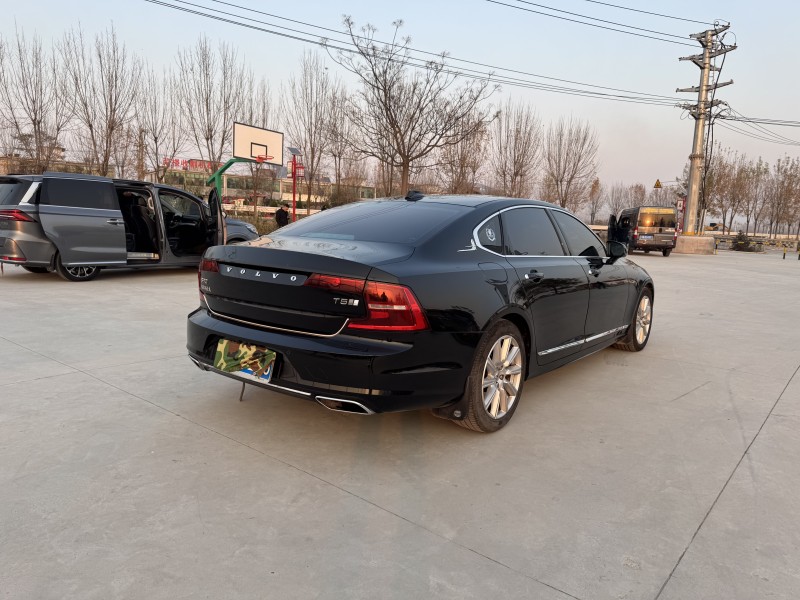 徐州20年沃尔沃S908