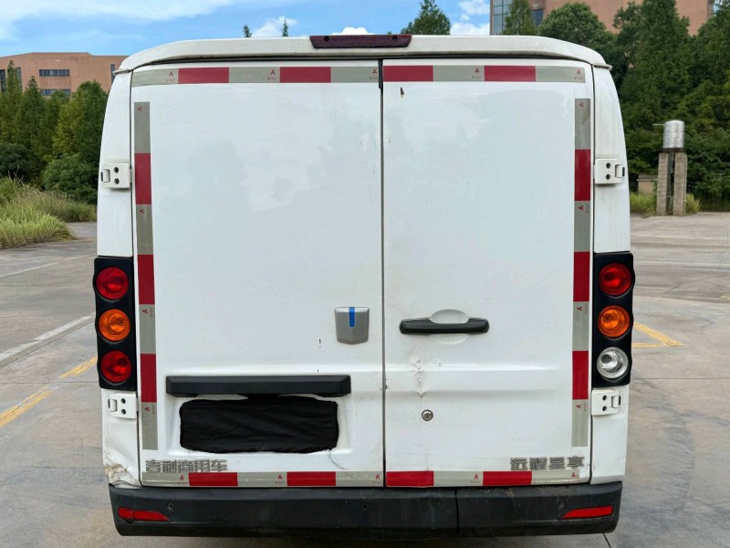 长沙23年吉利远程7